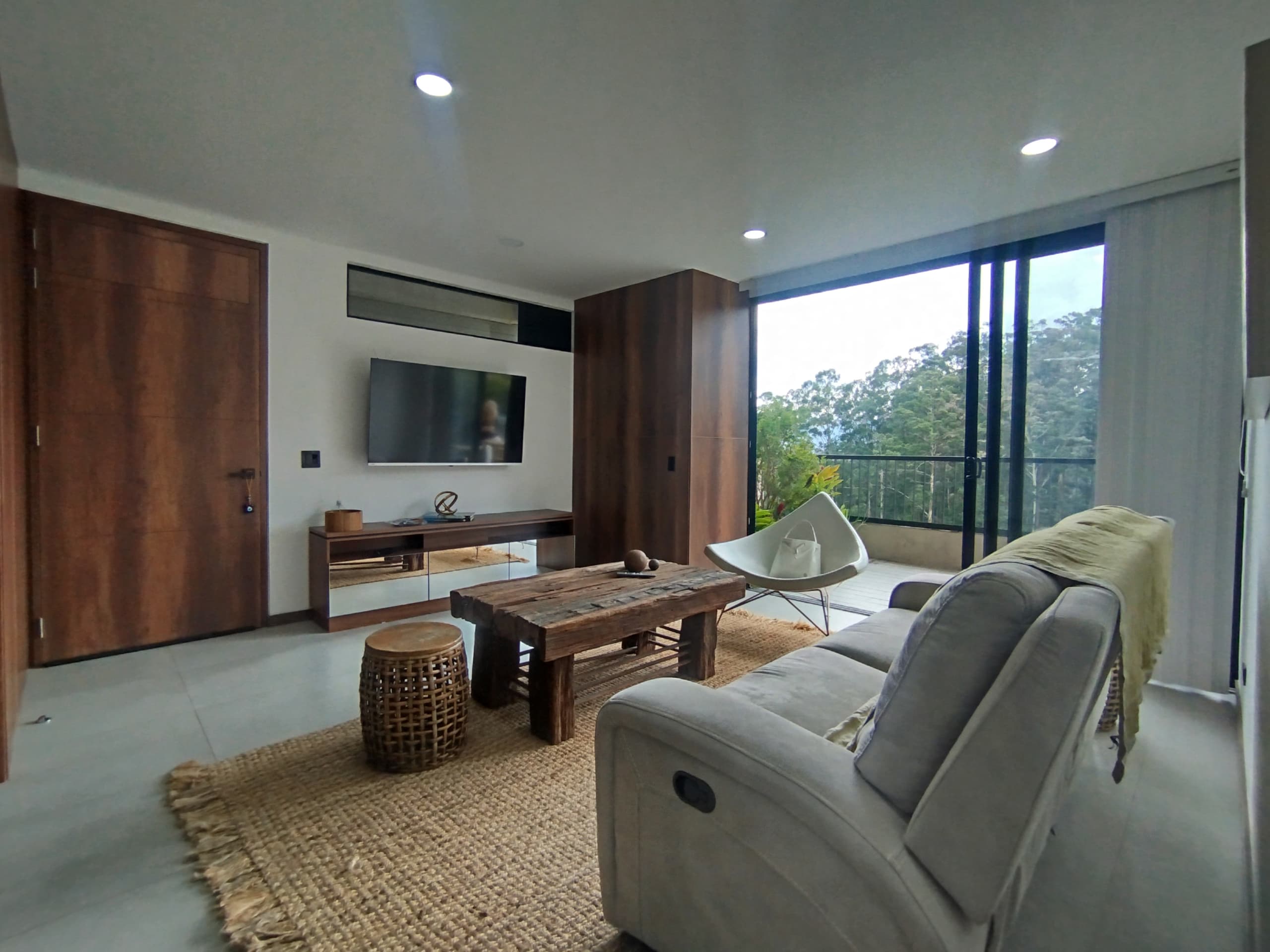 Apartamento en arriendo en Las Palmas M, Poblado, Medellín — foto 2 de 20