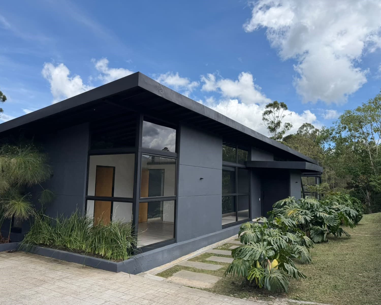 Casa Campestre en arriendo en Rionegro — foto 1 de 20