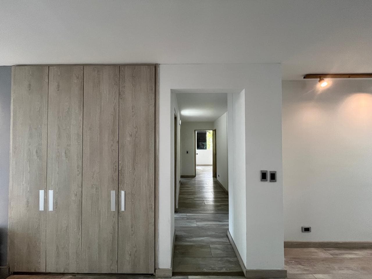 Apartamento en arriendo en El Tesoro, Poblado, Medellín — foto 5 de 20