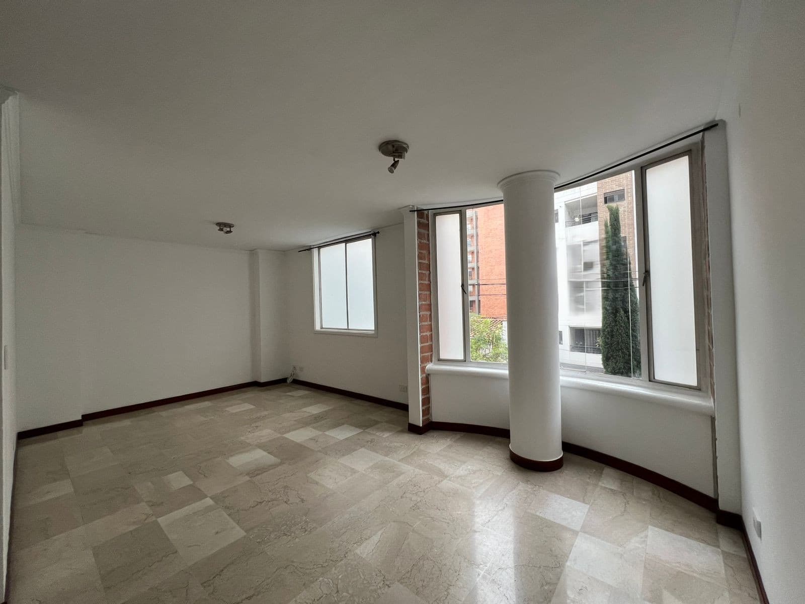 Apartamento en arriendo en Los Conquistadores, Laureles, Medellín — foto 4 de 17