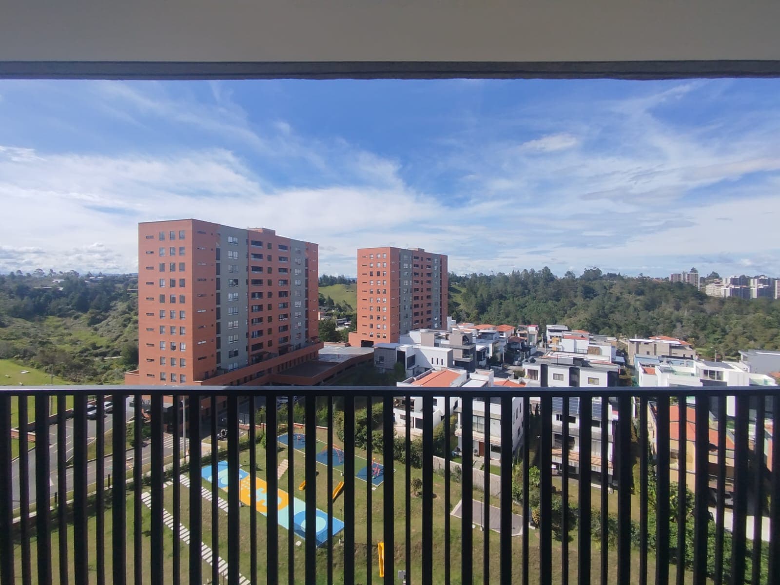 Apartamento en arriendo en Rionegro — foto 1 de 16