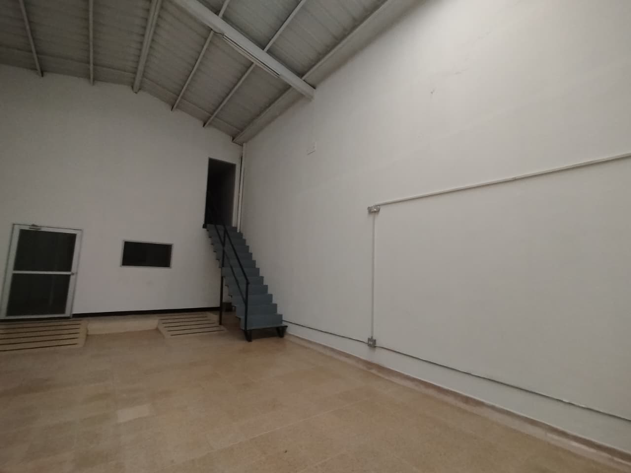 Bodega en arriendo en Boston, Centro, Medellín — foto 5 de 20