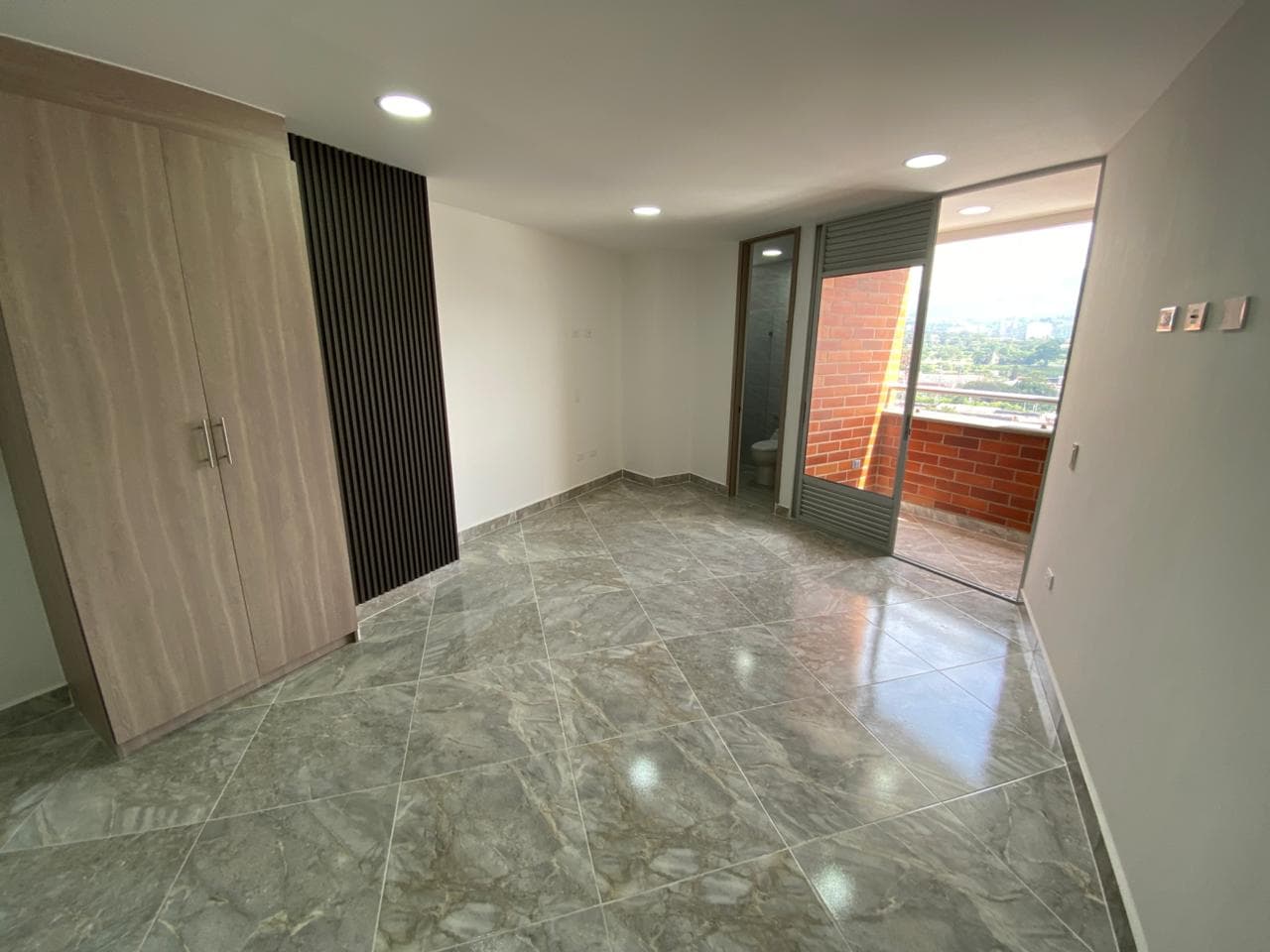 Apartaestudio en arriendo en Calle Del Banco, Sabaneta — foto 3 de 12