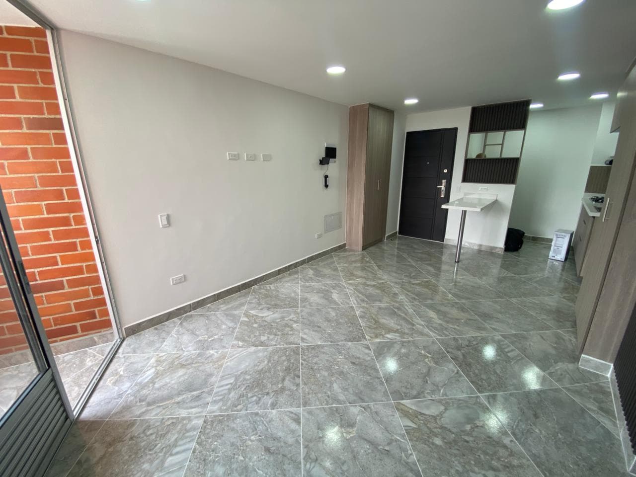 Apartaestudio en arriendo en Calle Del Banco, Sabaneta — foto 4 de 12