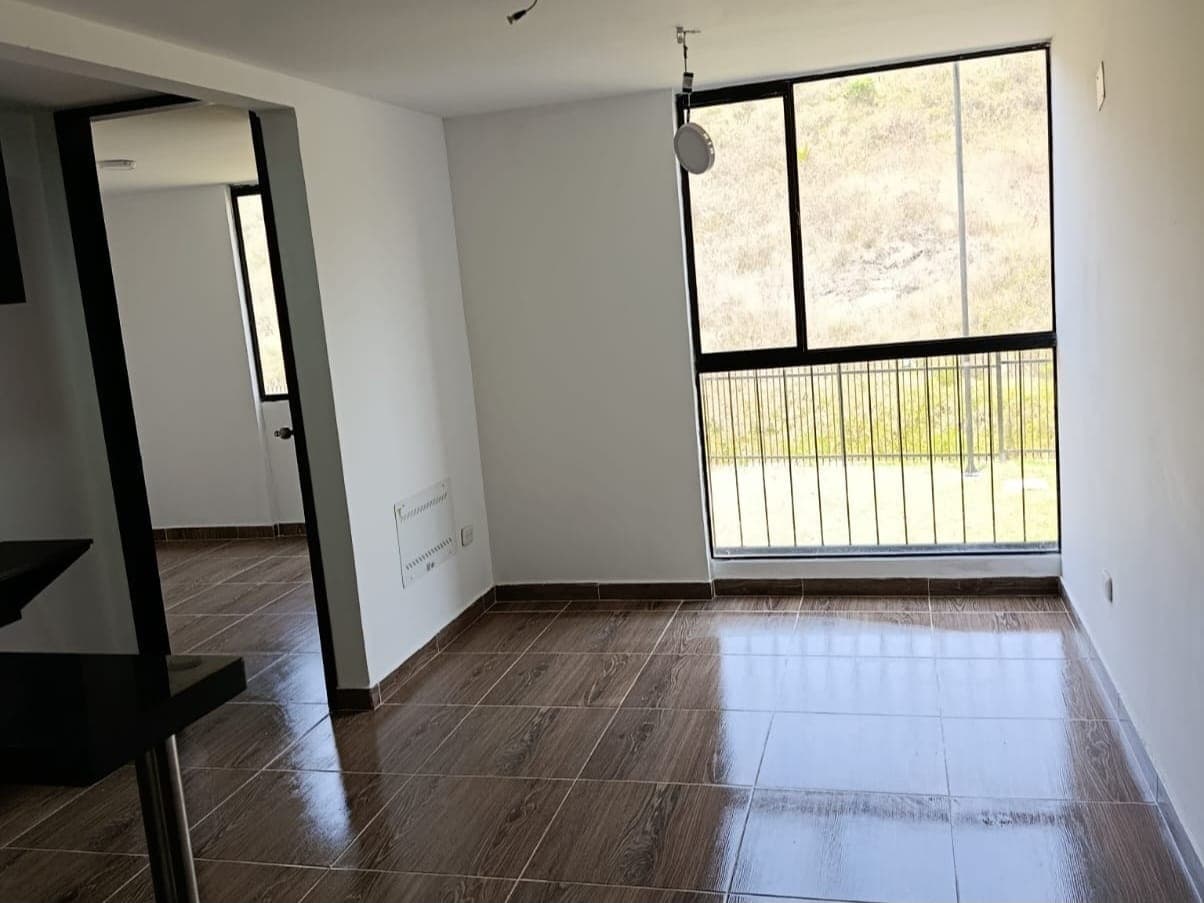 Apartamento en arriendo en Soacha — foto 1 de 12