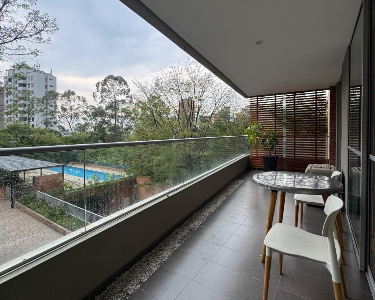 Apartamento en arriendo en Las Lomas, Poblado, Medellín — foto 2 de 20