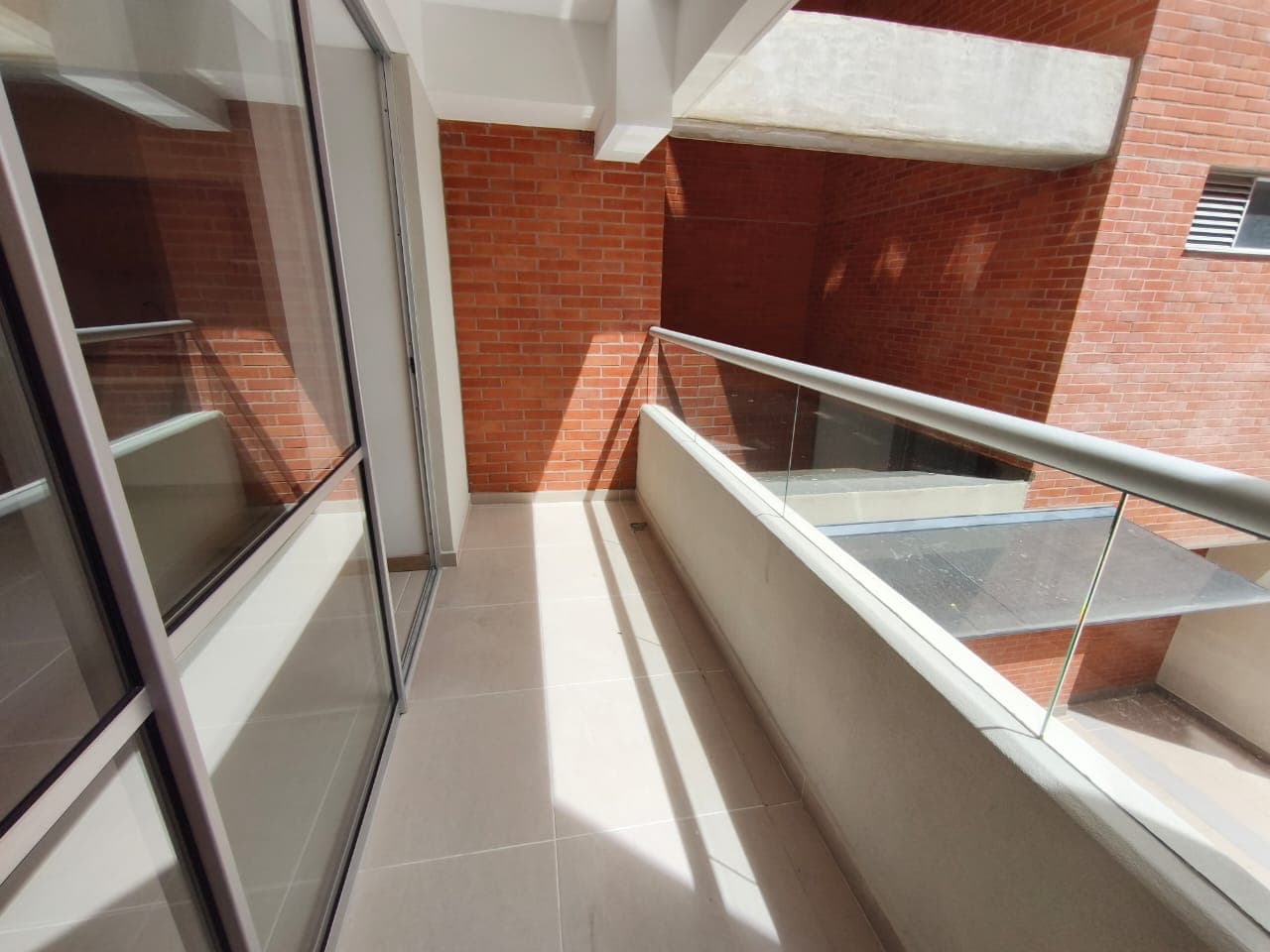 Apartamento en arriendo en Bello — foto 1 de 18