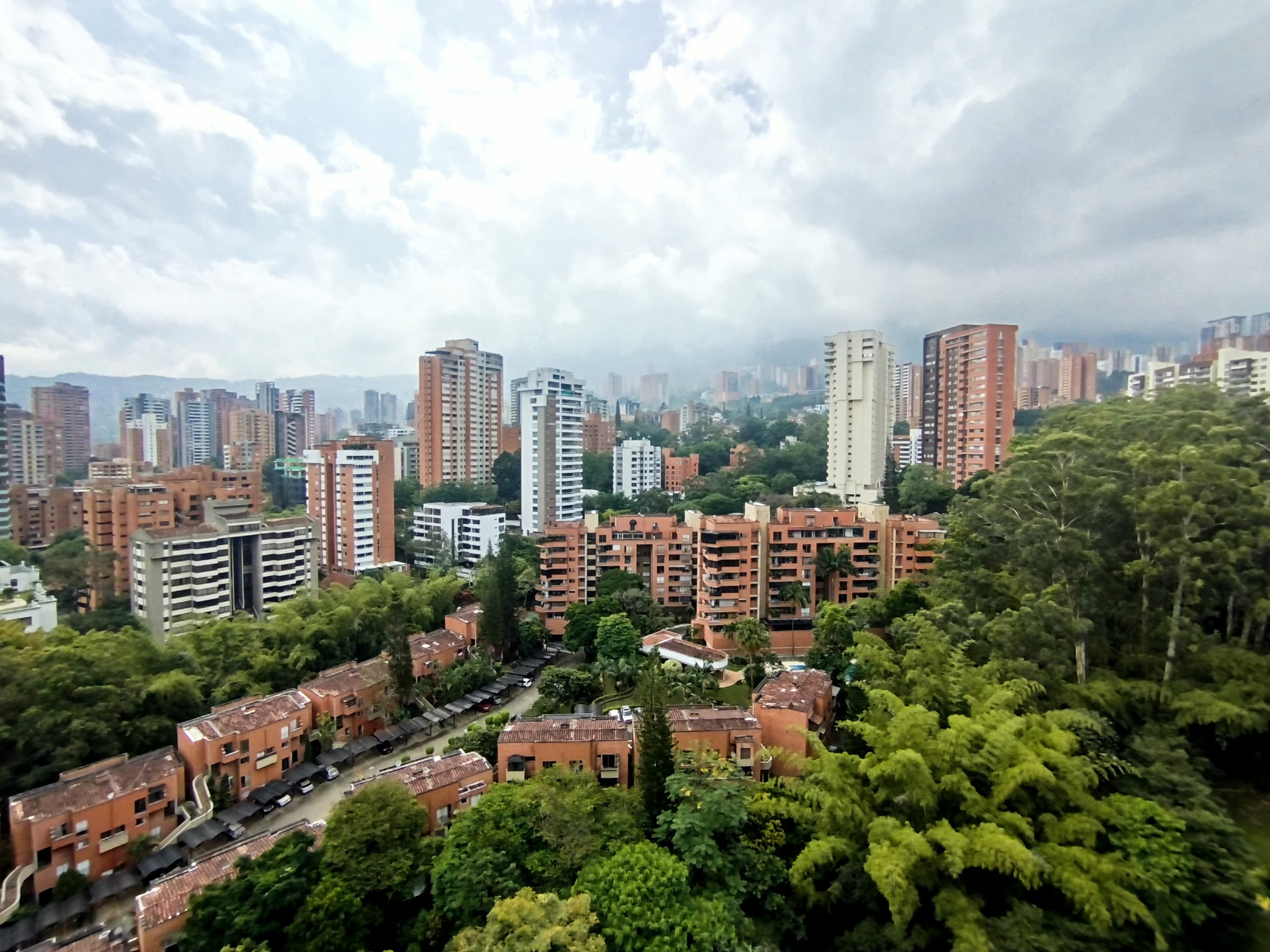 Apartamento en arriendo en Los Balsos, Poblado, Medellín — foto 5 de 18