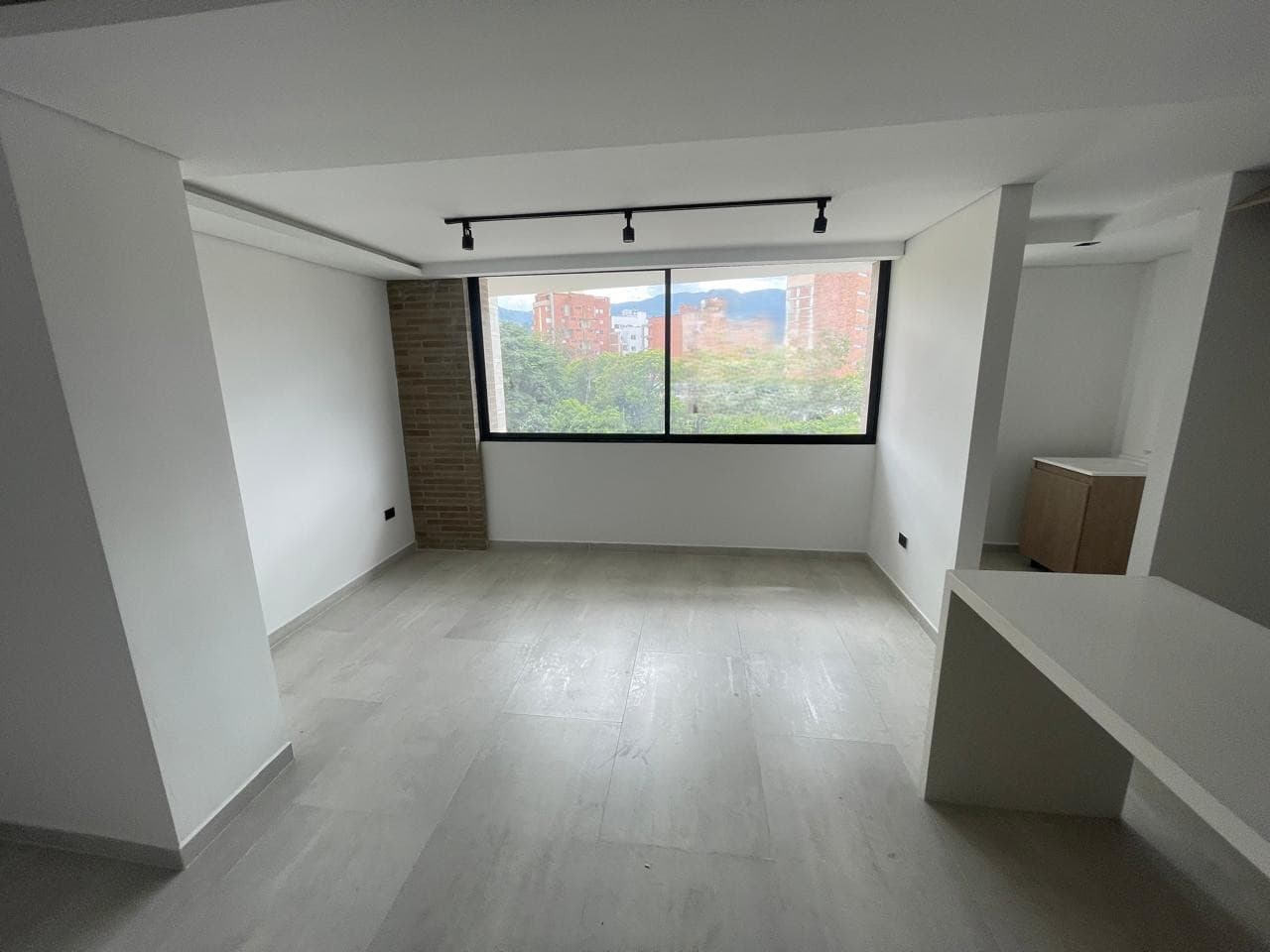 Apartamento en arriendo en Los Conquistadores, Laureles, Medellín — foto 2 de 17