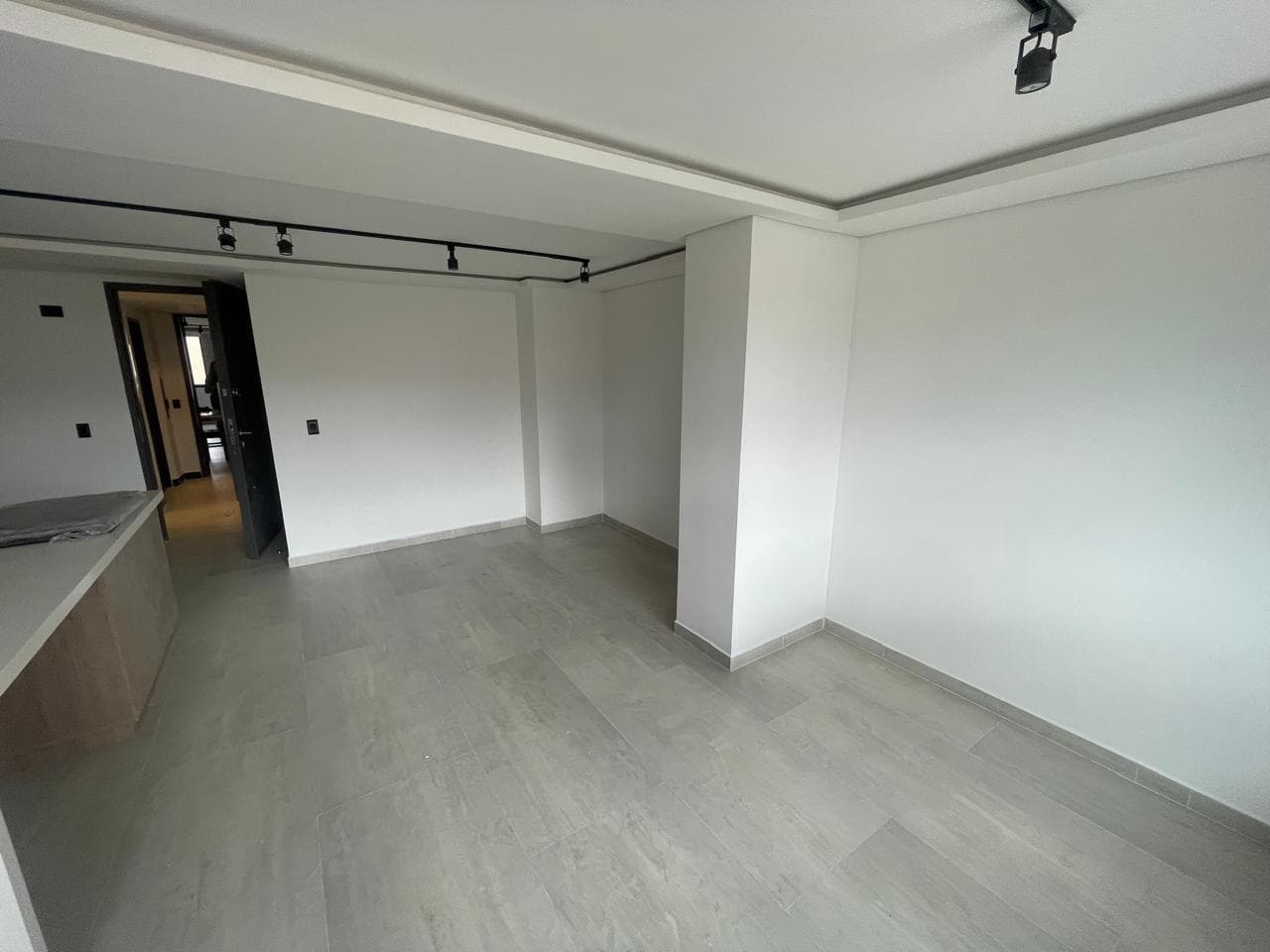 Apartamento en arriendo en Los Conquistadores, Laureles, Medellín — foto 3 de 17