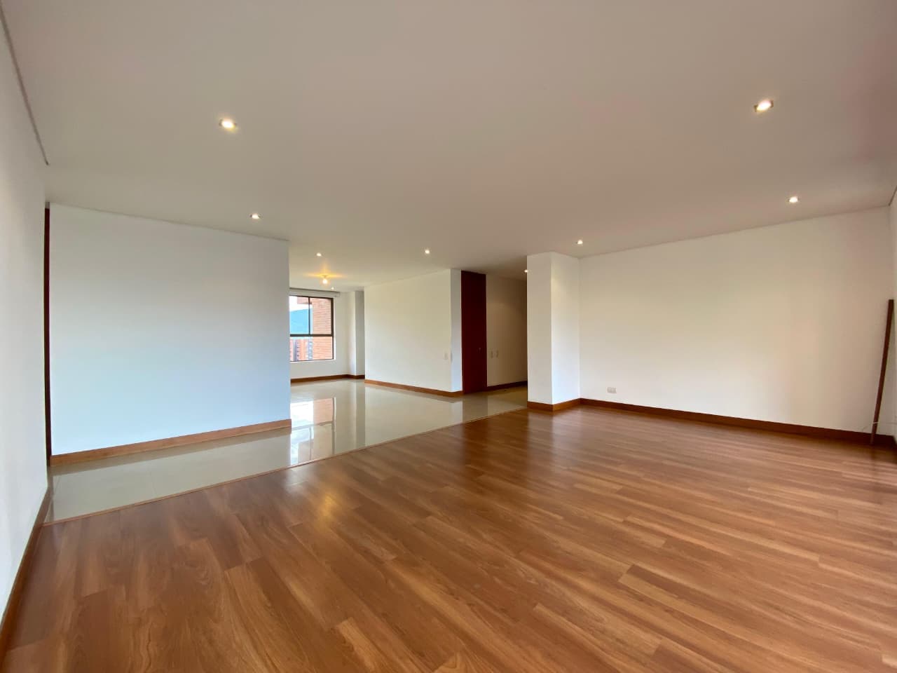 Apartamento en arriendo en Los Gonzalez, Poblado, Medellín — foto 4 de 20