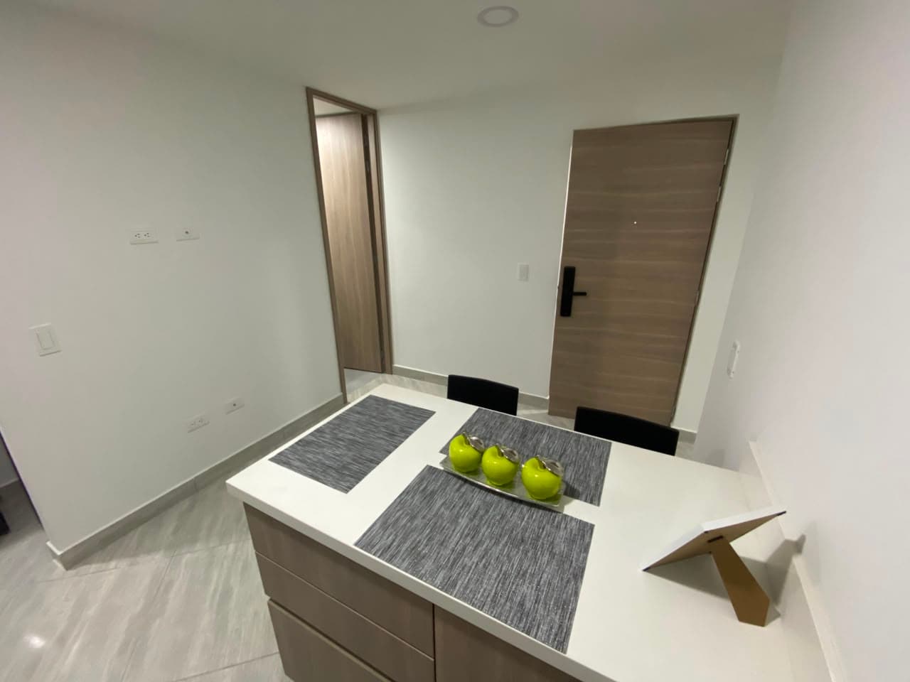 Apartamento en arriendo en Calle Larga, Sabaneta — foto 3 de 12