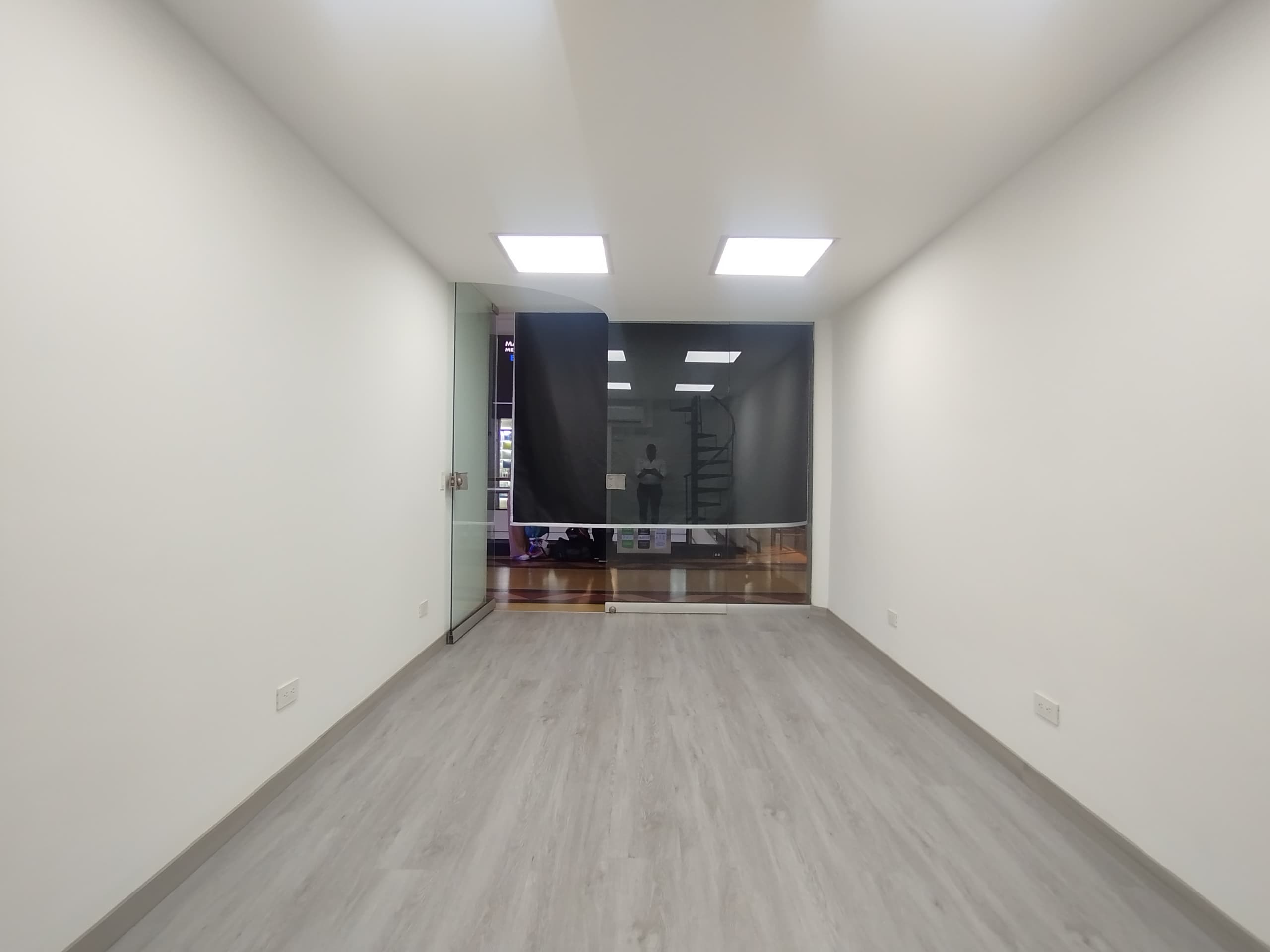 Local en arriendo en Avenida Las Vegas, Poblado, Medellín — foto 3 de 13