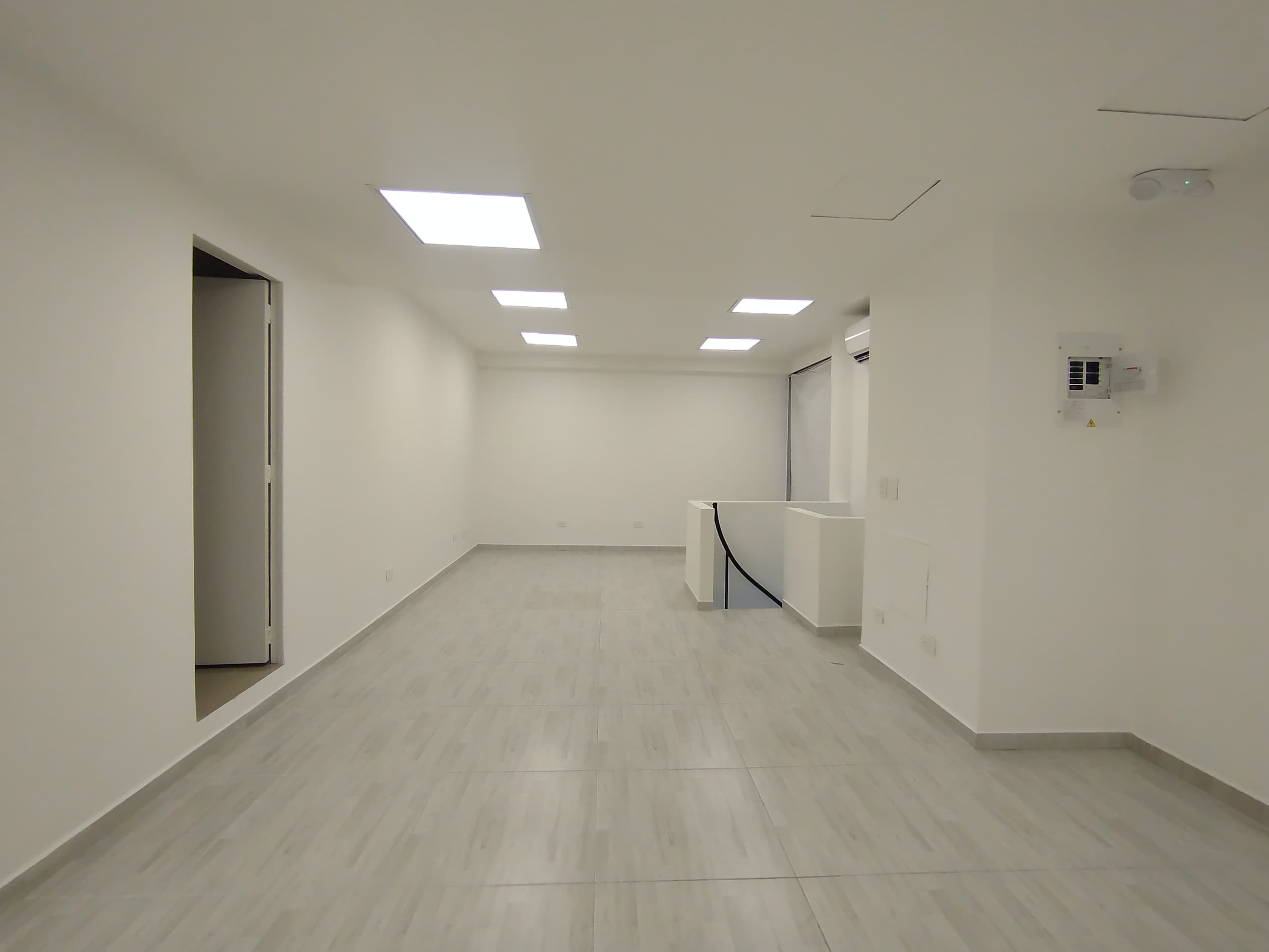 Local en arriendo en Avenida Las Vegas, Poblado, Medellín — foto 4 de 13