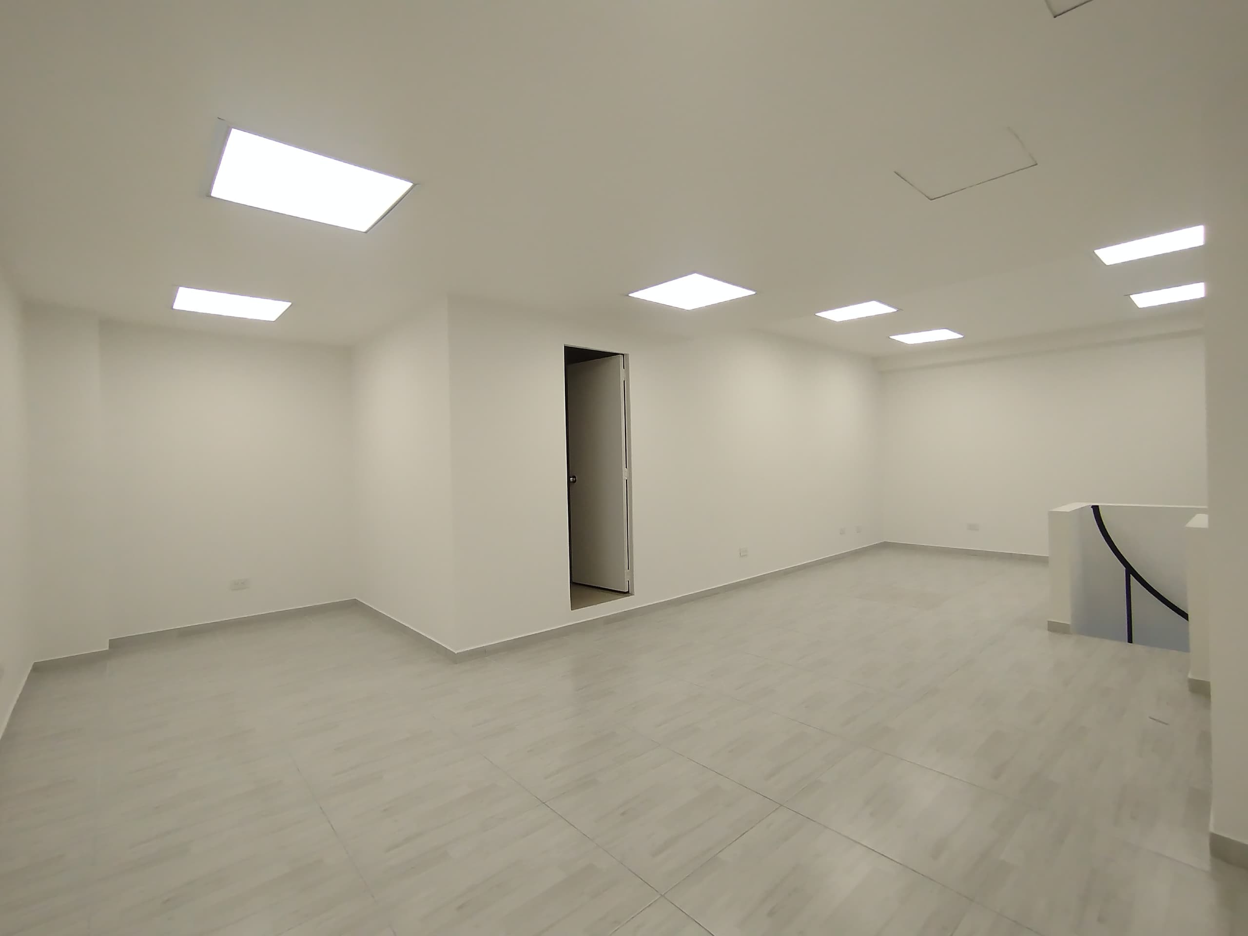 Local en arriendo en Avenida Las Vegas, Poblado, Medellín — foto 5 de 13