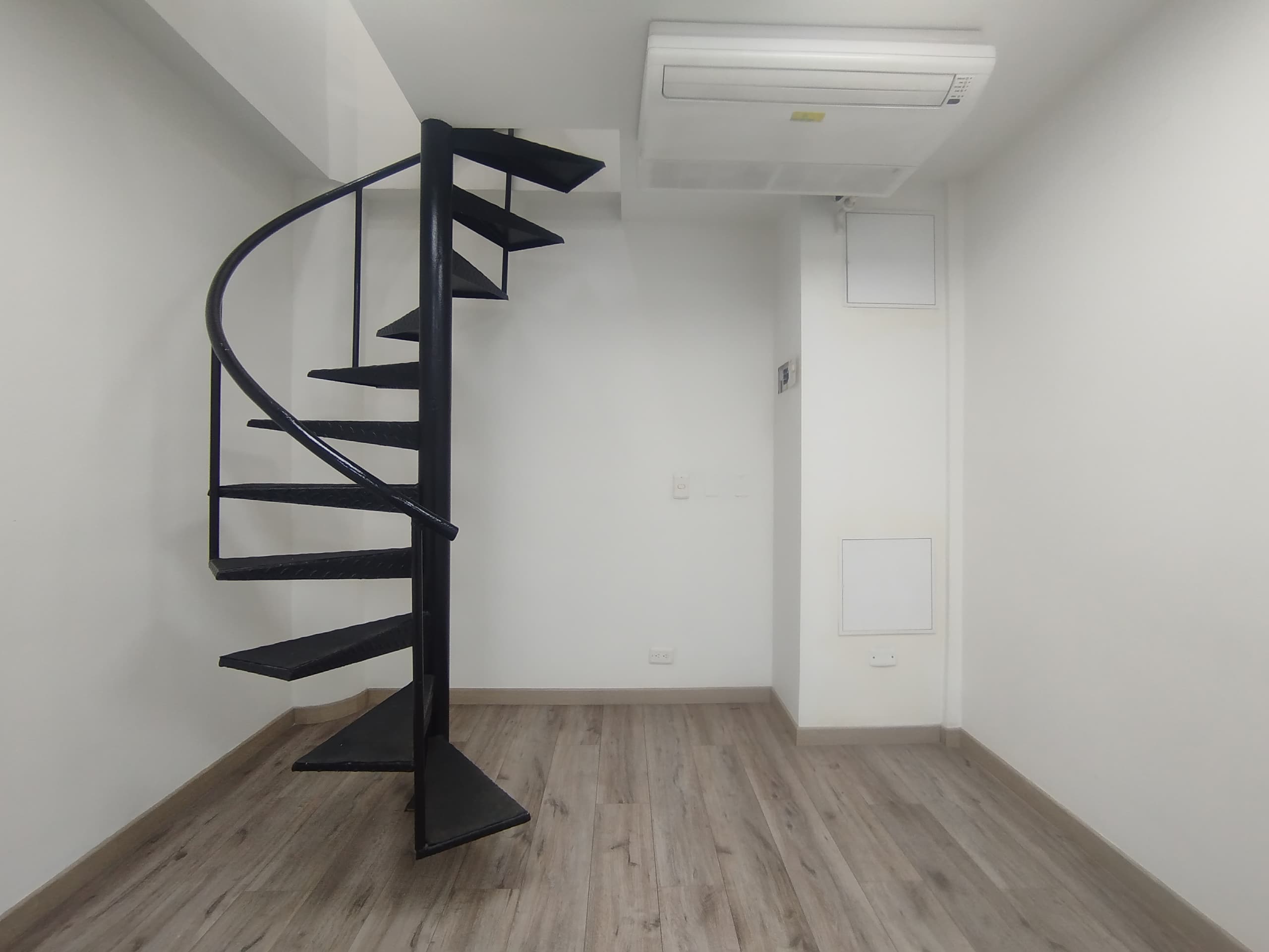 Local en arriendo en Avenida Las Vegas, Poblado, Medellín — foto 3 de 12
