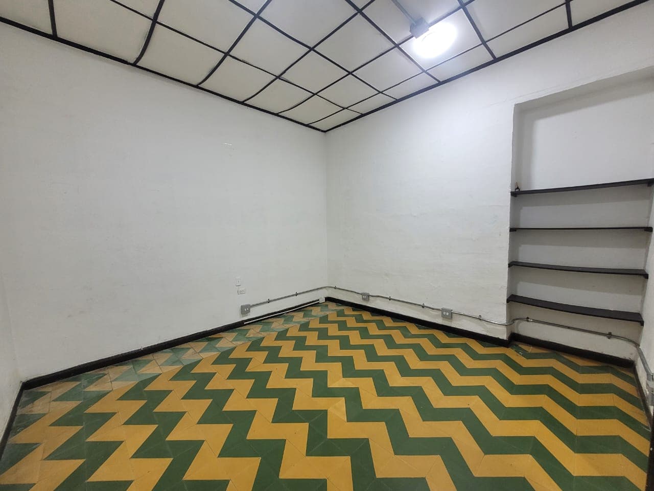 Casa Comercial en arriendo en Barrio Mesa, Envigado — foto 3 de 16