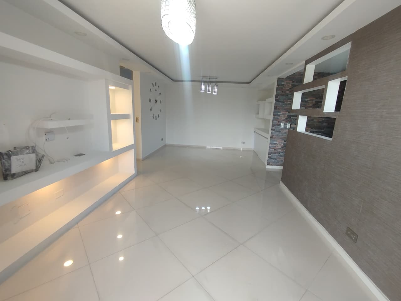 Apartamento en arriendo en Almeria, Laureles, Medellín — foto 3 de 20