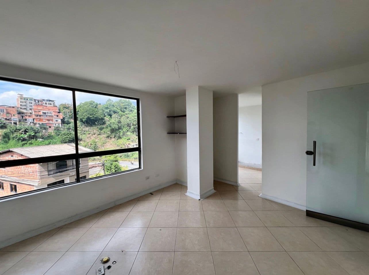 Casa Comercial en arriendo en San Antonio, Itagui — foto 5 de 12