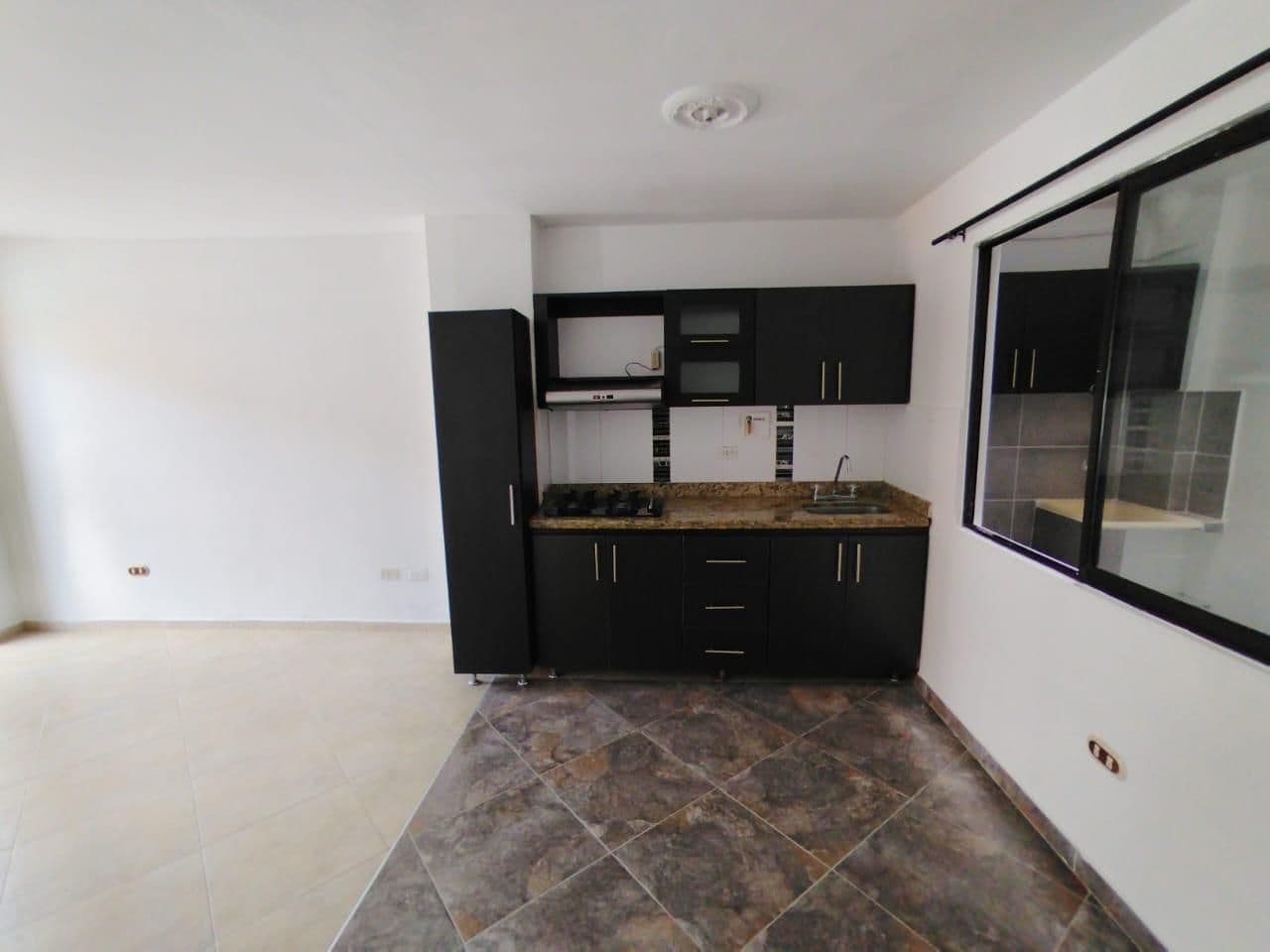 Apartamento en arriendo en Guayabal, Itagui — foto 4 de 12