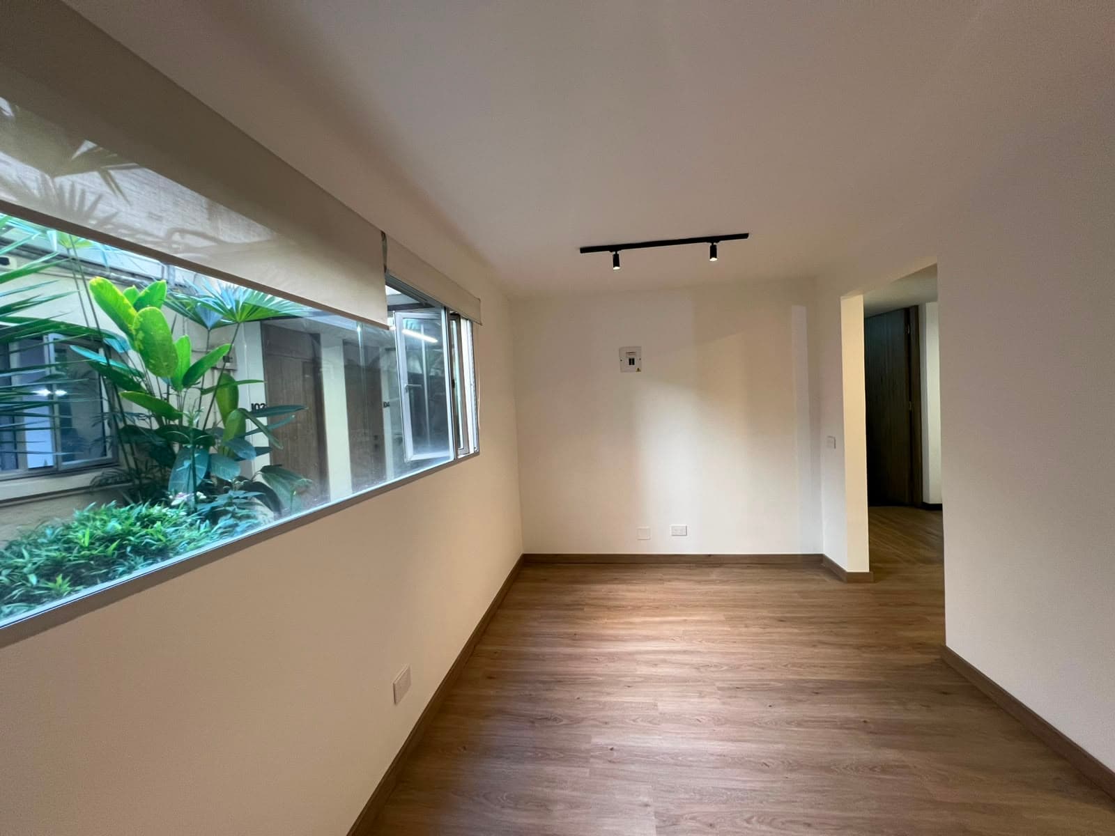 Oficina en arriendo en Santa Teresita, La America, Medellín — foto 4 de 14