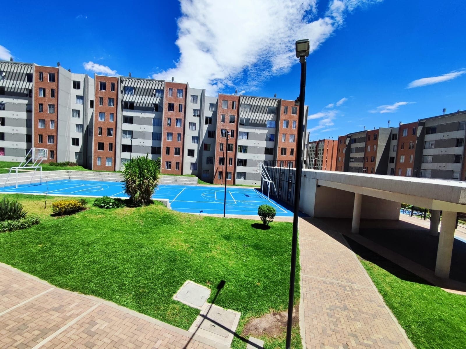 Apartamento en arriendo en Soacha — foto 2 de 19