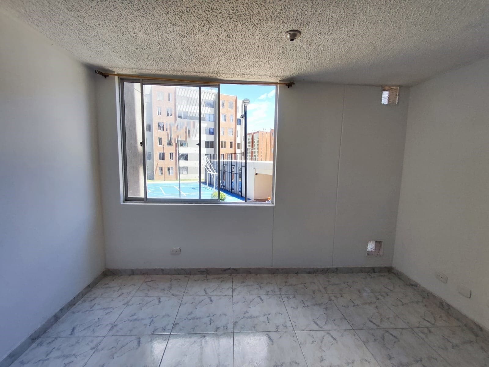 Apartamento en arriendo en Soacha — foto 3 de 19