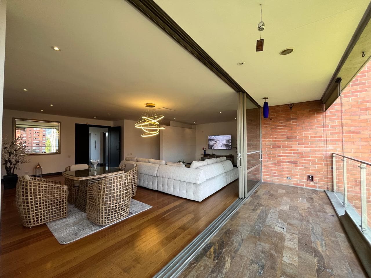 Apartamento en arriendo en La Tomatera, Poblado, Medellín — foto 5 de 20