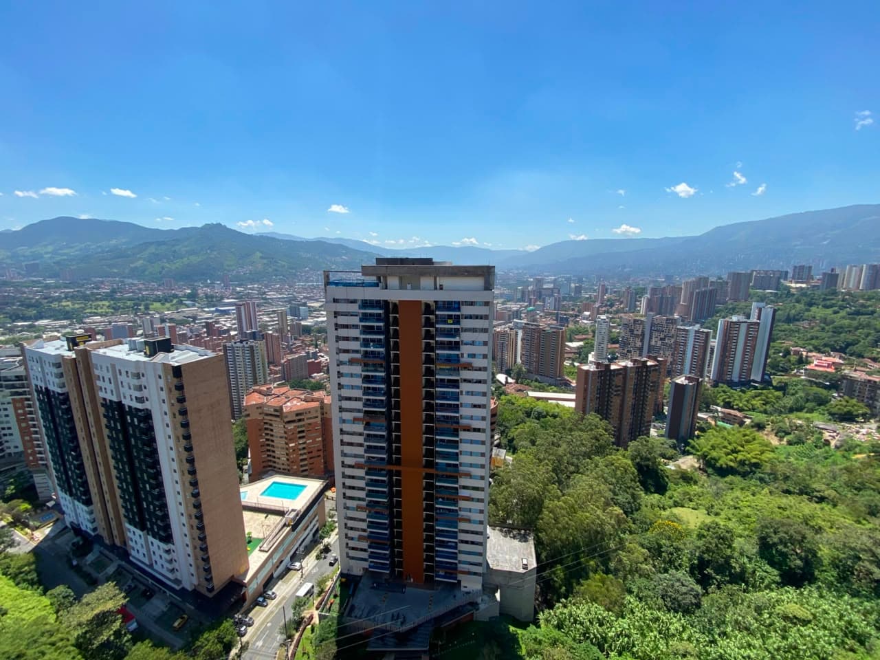 Apartamento en arriendo en Las Lomitas, Sabaneta — foto 1 de 17