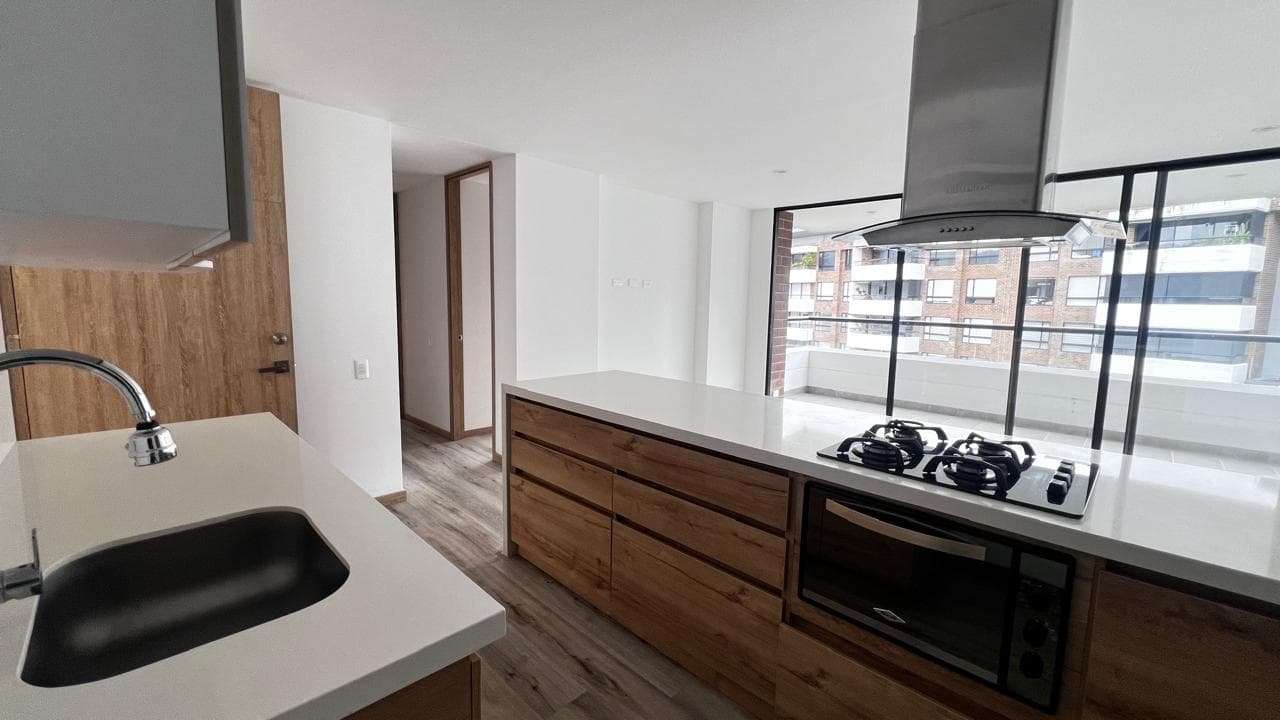 Apartamento en arriendo en Retiro — foto 4 de 20