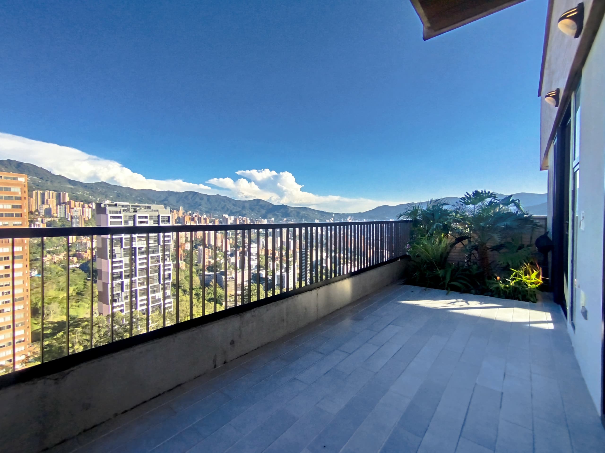 Apartamento en arriendo en Las Palmas M, Poblado, Medellín — foto 4 de 20