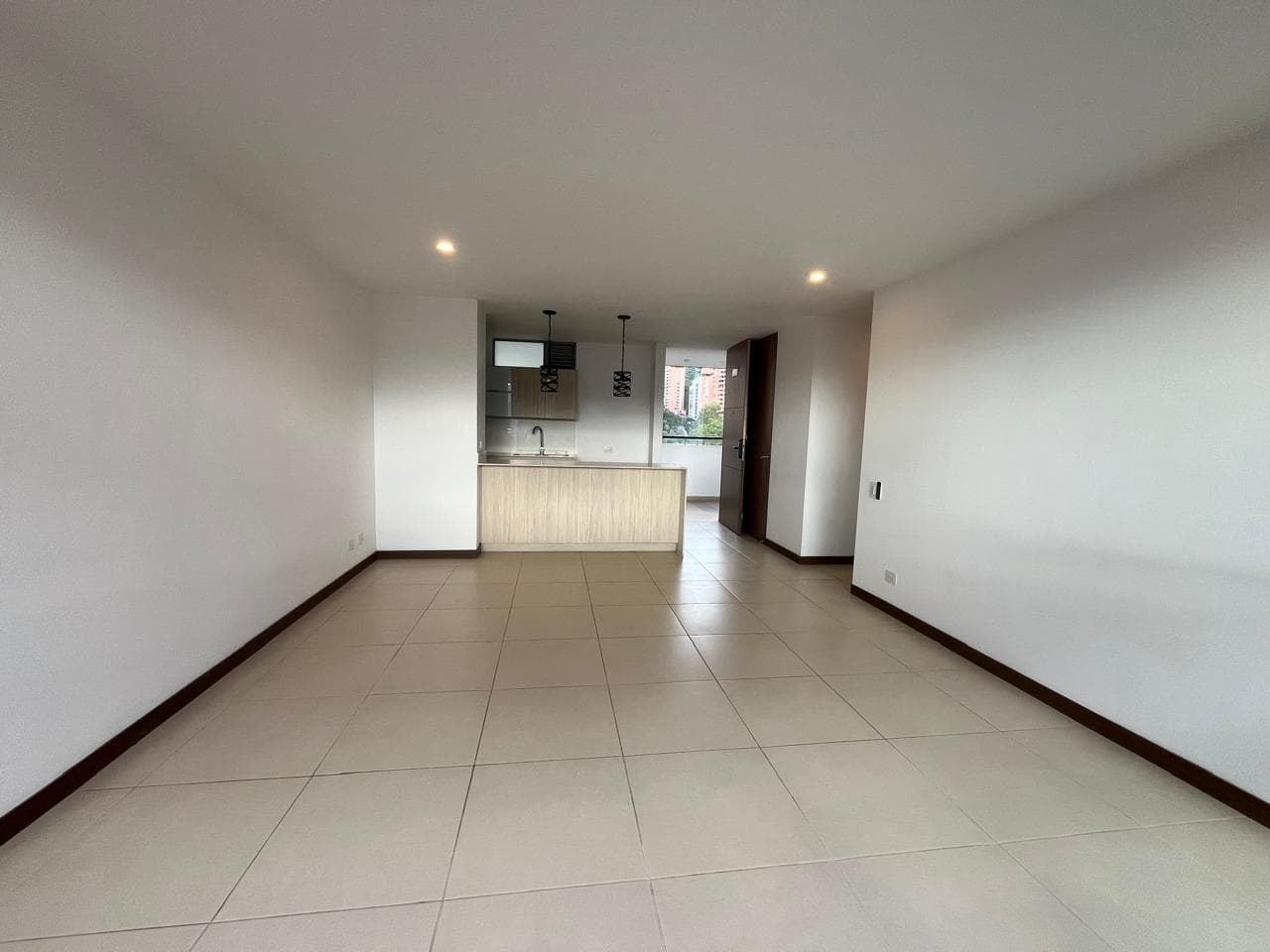 Apartamento en arriendo en Los Gonzalez, Poblado, Medellín — foto 2 de 20