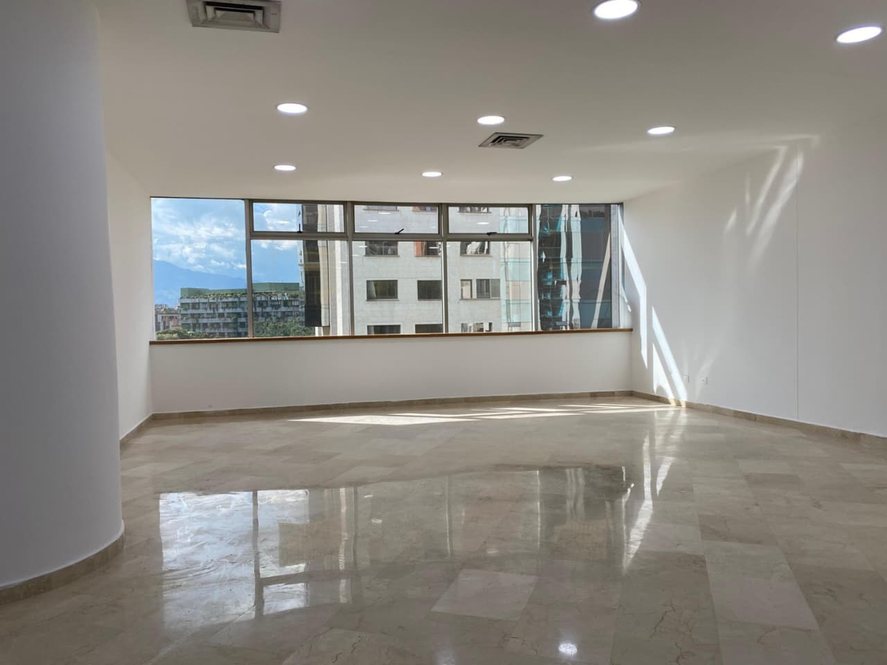 Oficina en arriendo en Astorga, Poblado, Medellín — foto 4 de 12