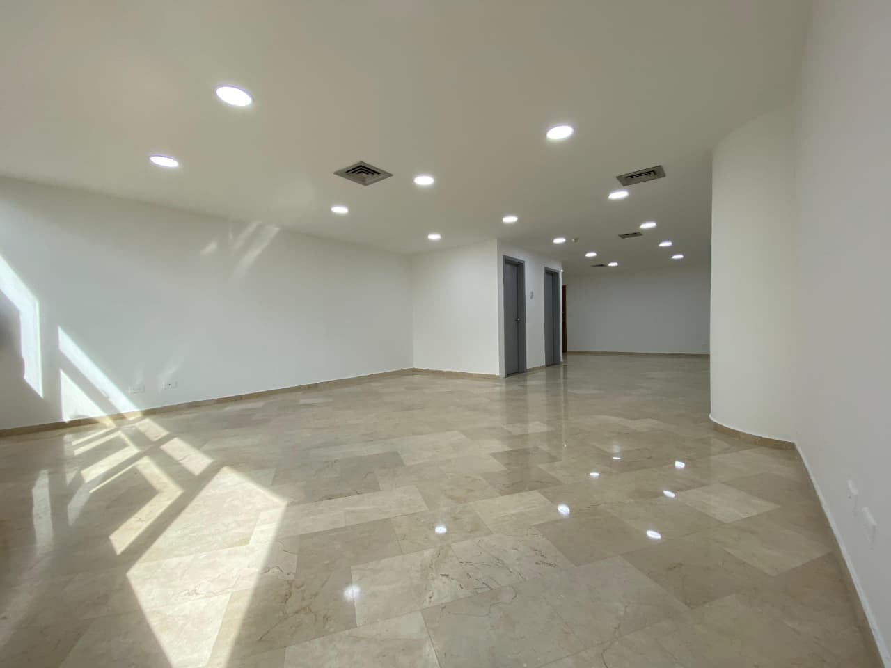 Oficina en arriendo en Astorga, Poblado, Medellín — foto 5 de 12