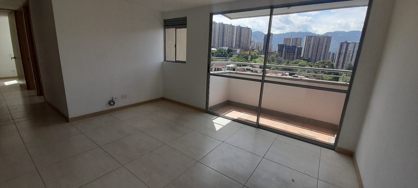 Apartamento en arriendo en Bello — foto 2 de 15