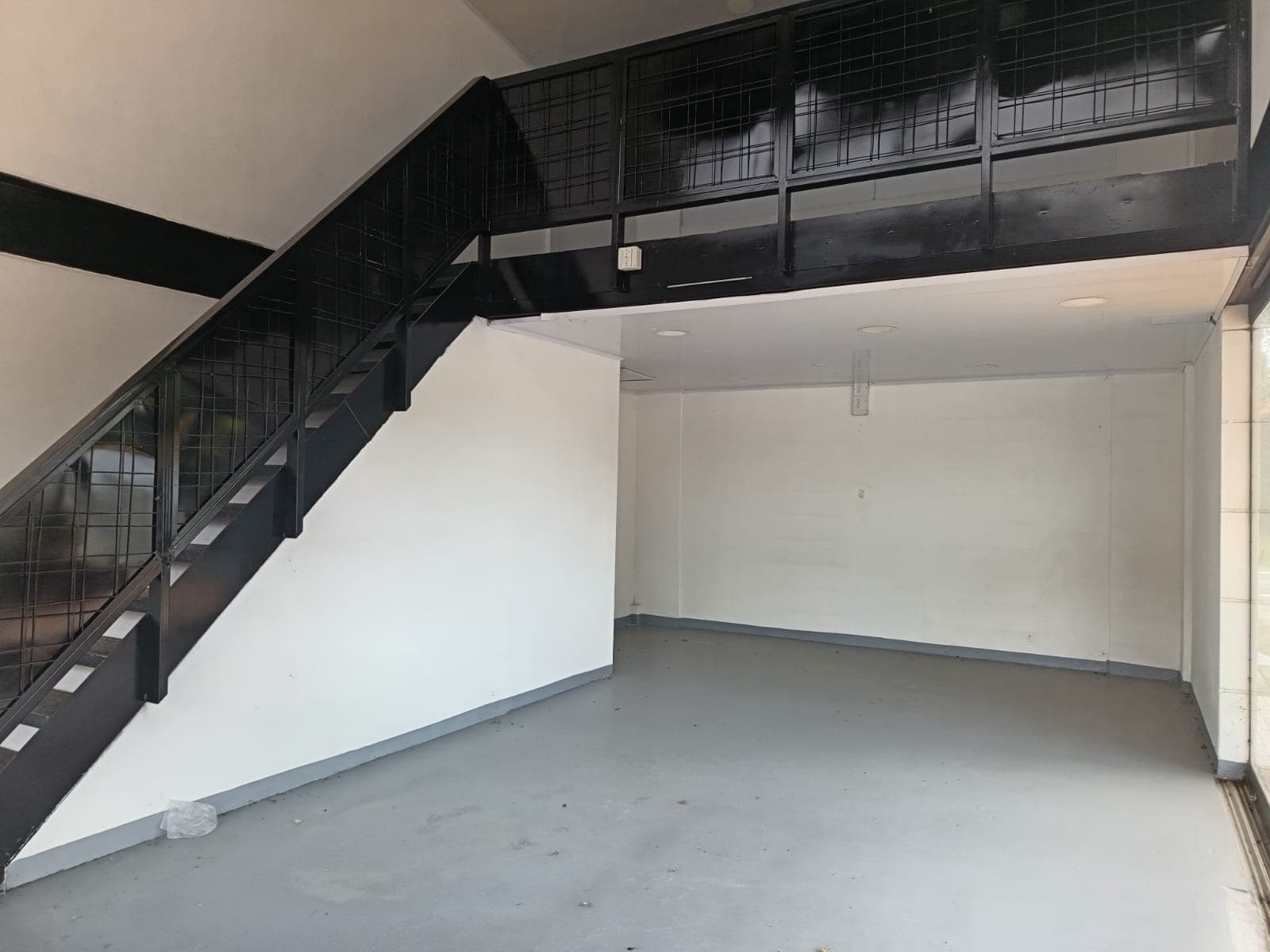 Local en arriendo en La Ceja — foto 1 de 15
