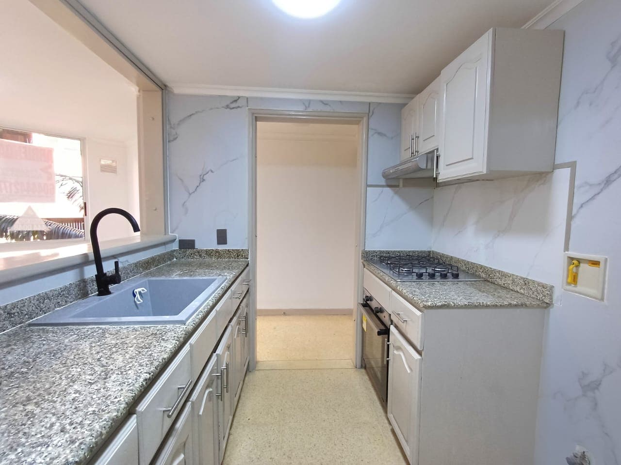 Apartamento en arriendo en Santa María De Los Ángeles, Poblado, Medellín — foto 1 de 16