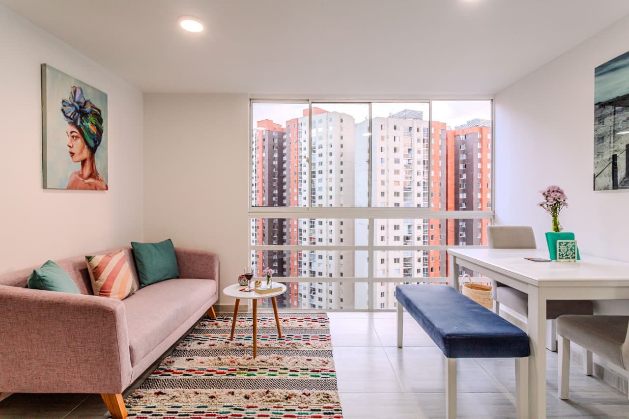 Apartamento en arriendo en Maria Auxiliadora, Sabaneta — foto 1 de 18
