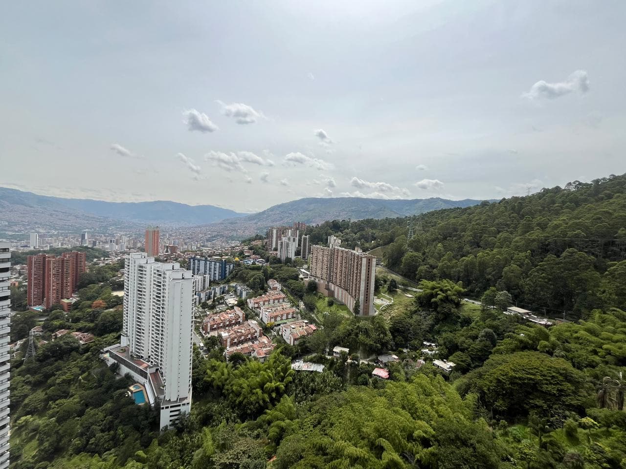Apartamento en arriendo en Las Palmas M, Poblado, Medellín — foto 3 de 16