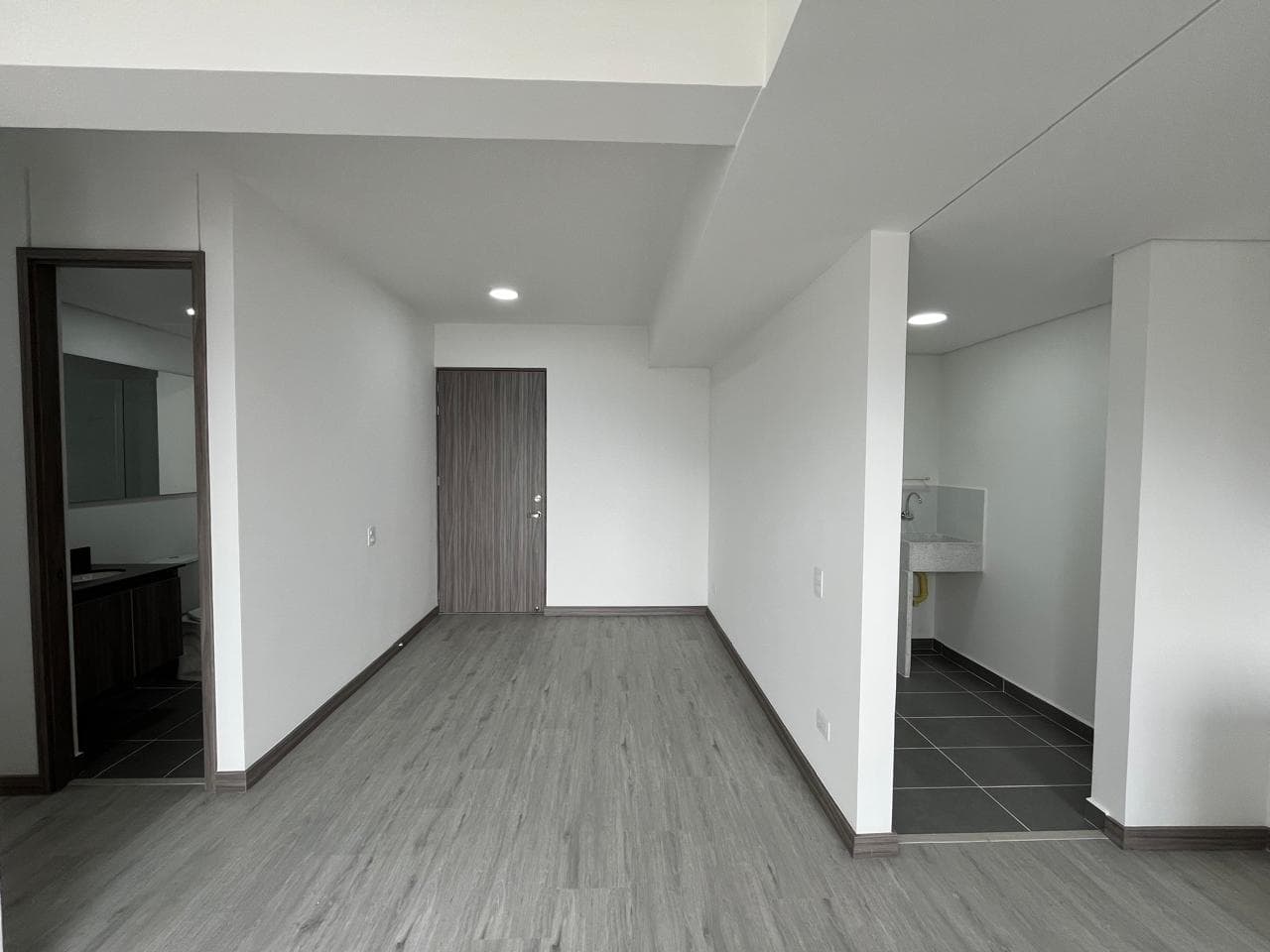Apartamento en arriendo en Las Palmas M, Poblado, Medellín — foto 4 de 16