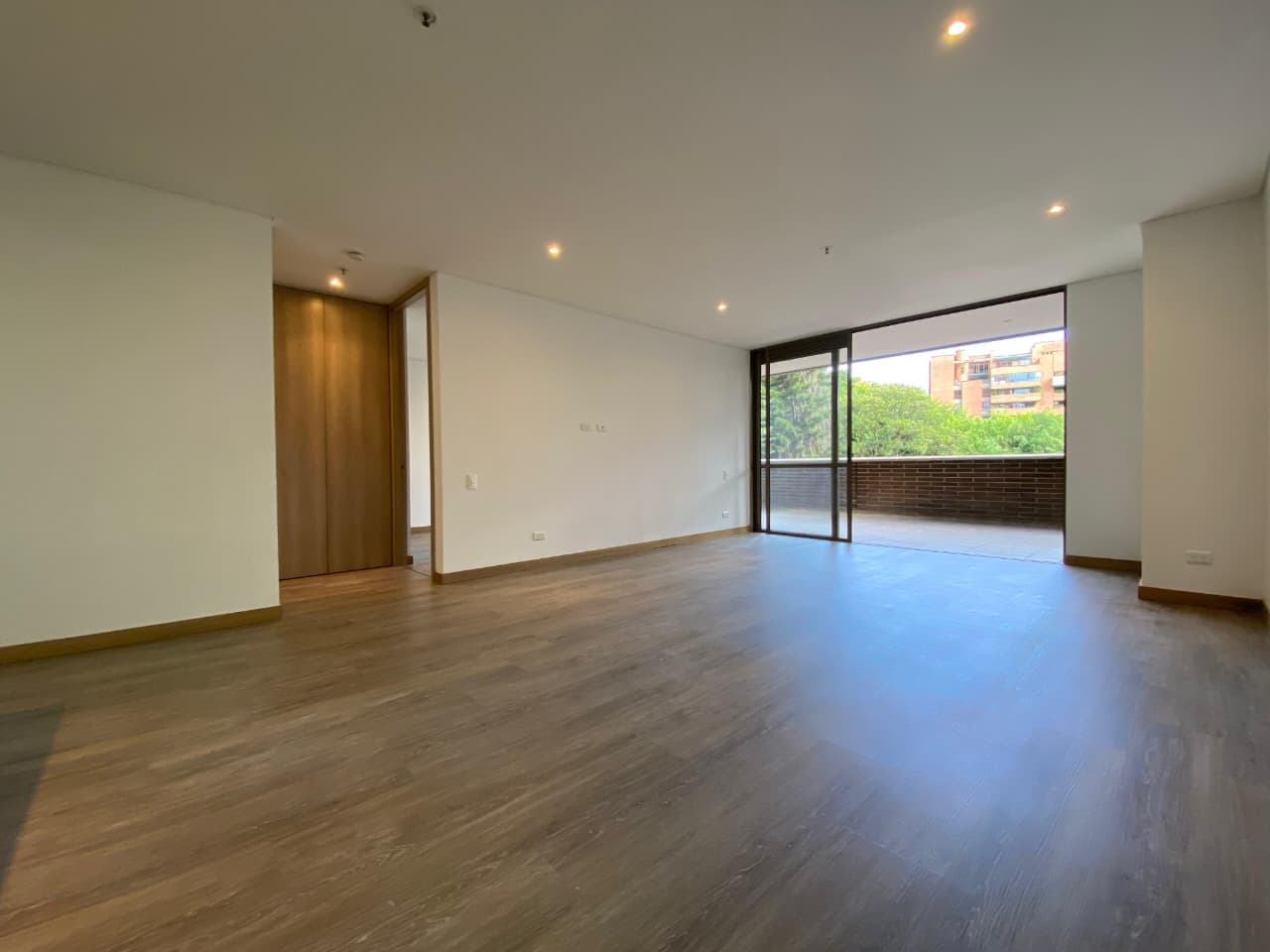 Apartamento en arriendo en Los Balsos, Poblado, Medellín — foto 4 de 20