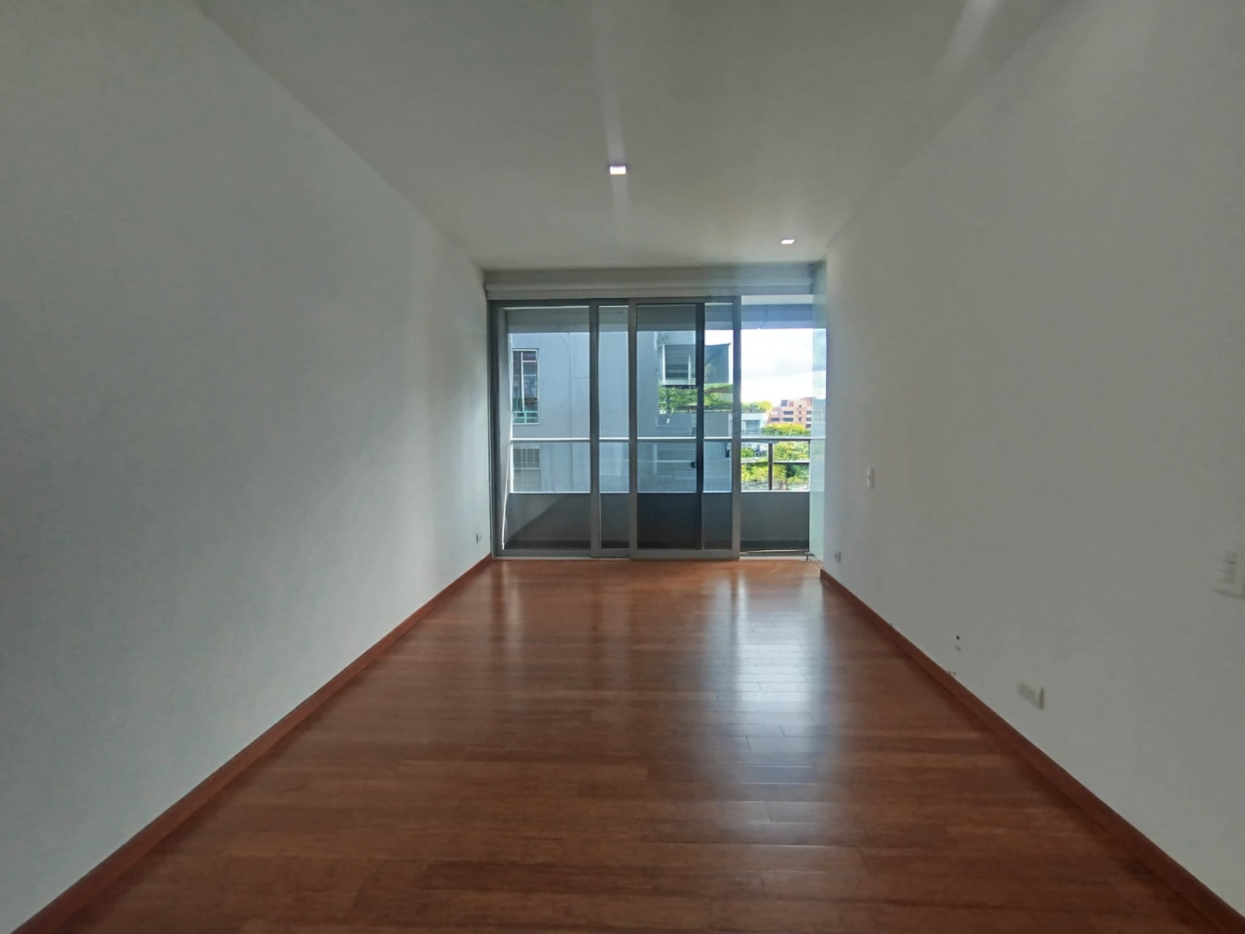 Apartamento en arriendo en Transversal Superior, Poblado, Medellín — foto 5 de 17