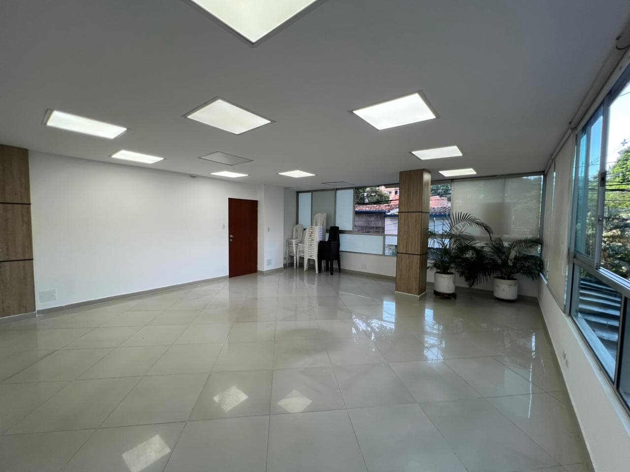 Oficina en arriendo en Estadio, Laureles, Medellín — foto 2 de 14