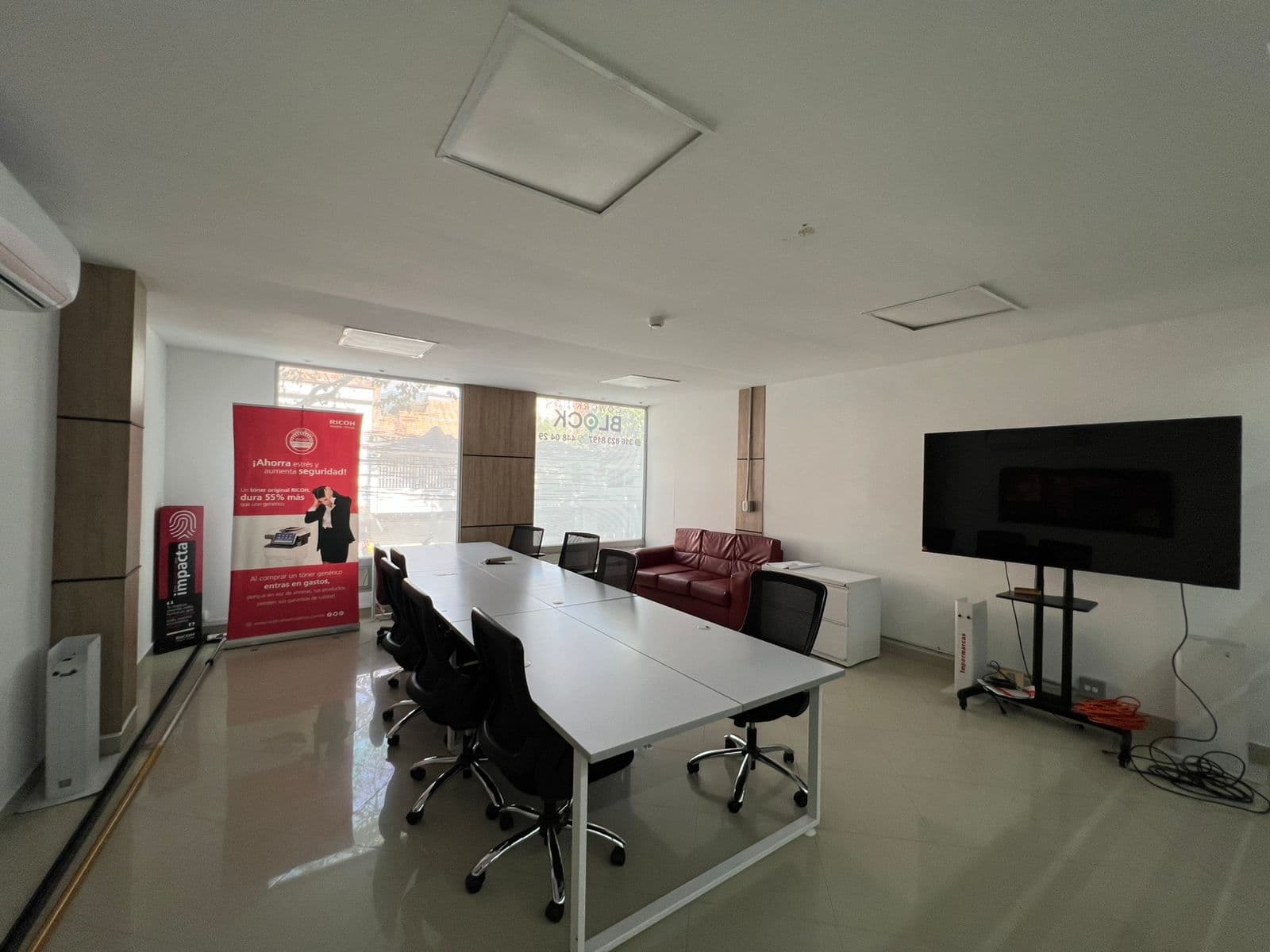 Oficina en arriendo en Estadio, Laureles, Medellín — foto 4 de 13