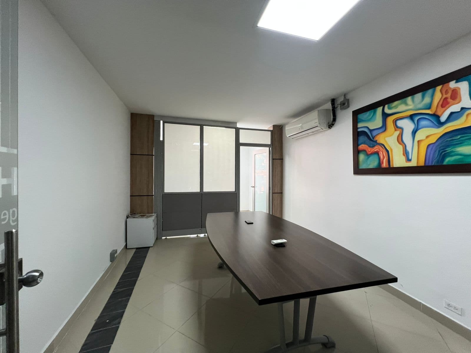 Oficina en arriendo en Estadio, Laureles, Medellín — foto 1 de 13