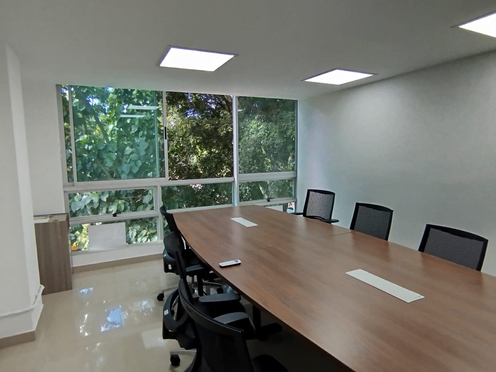 Oficina en arriendo en Estadio, Laureles, Medellín — foto 2 de 14