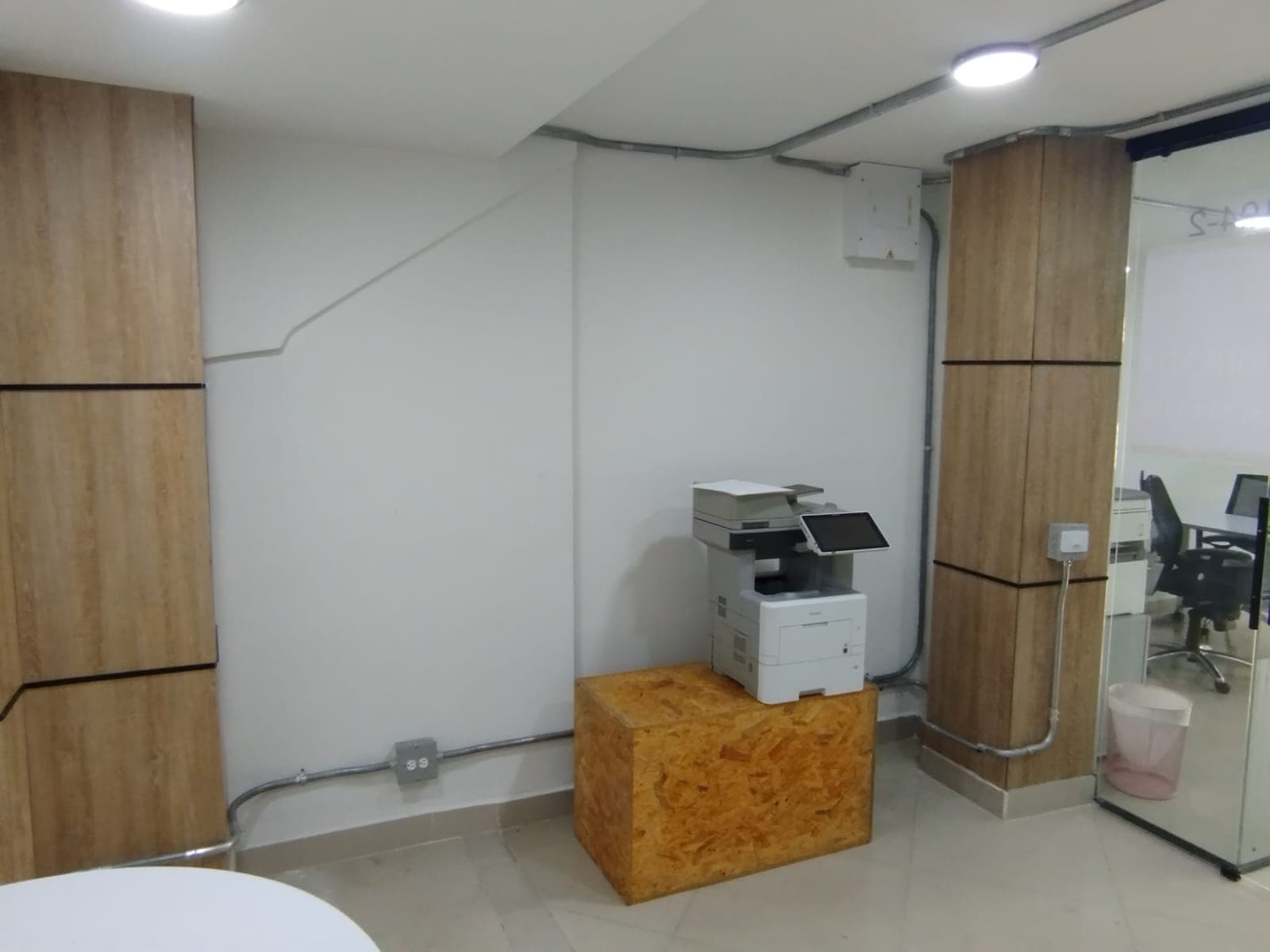 Oficina en arriendo en Estadio, Laureles, Medellín — foto 3 de 12