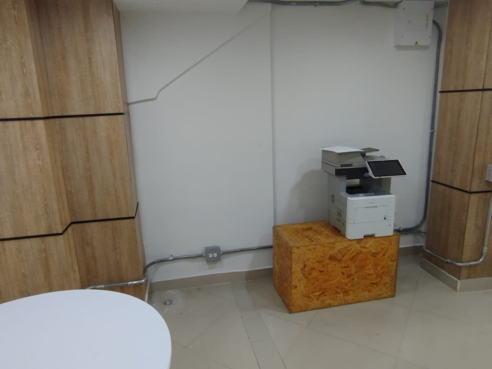 Oficina en arriendo en Estadio, Laureles, Medellín — foto 4 de 12