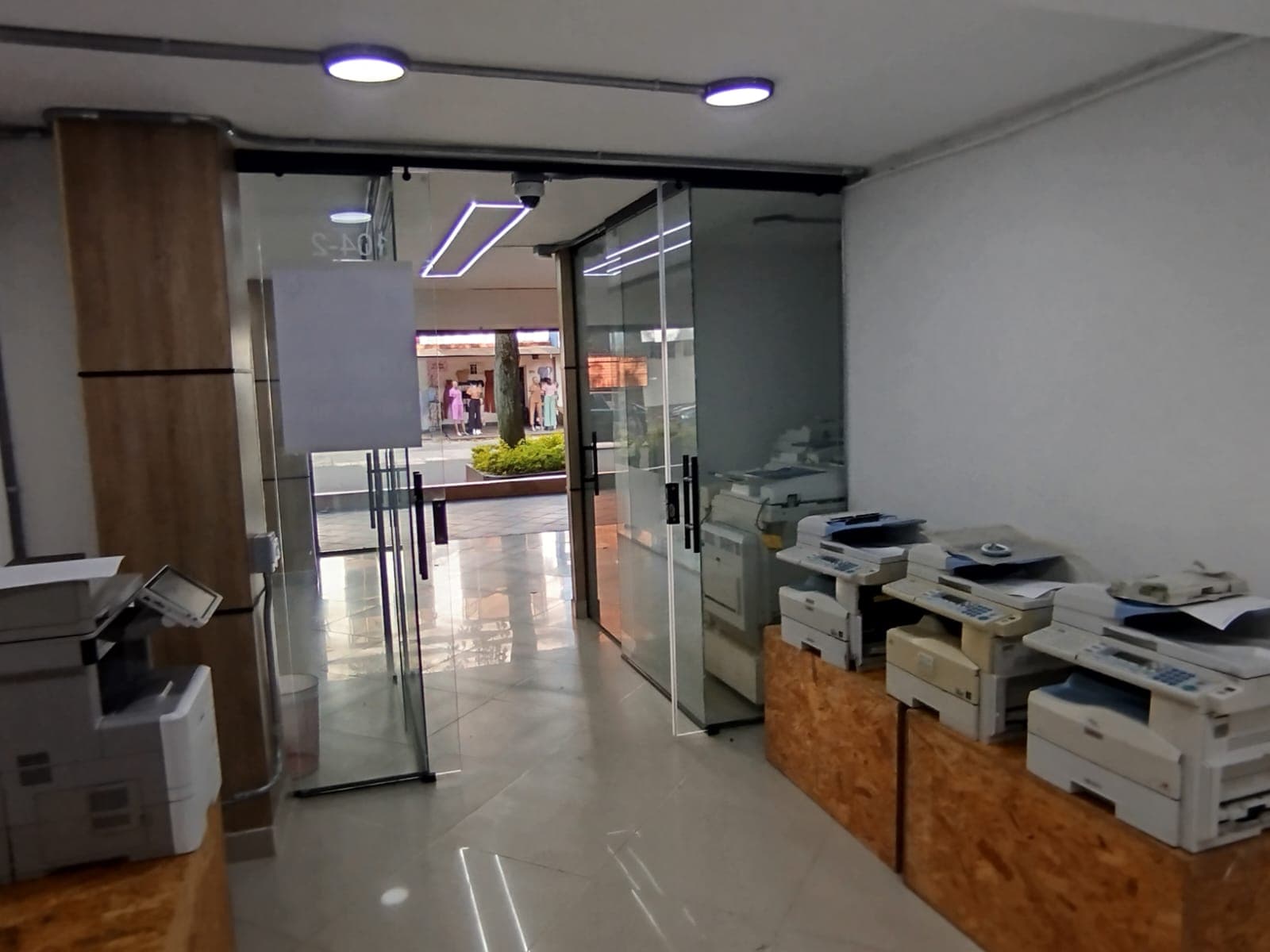 Oficina en arriendo en Estadio, Laureles, Medellín — foto 5 de 12