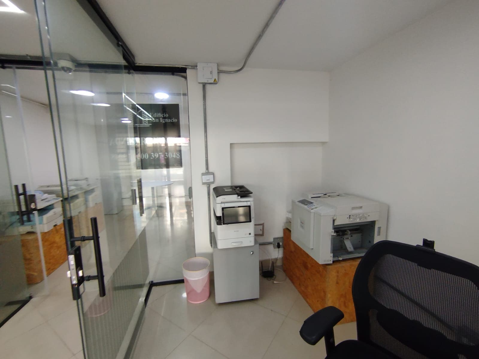 Oficina en arriendo en Estadio, Laureles, Medellín — foto 2 de 13